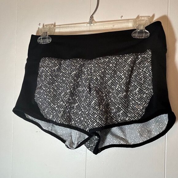 Nike Dri fit size small - Picture 1 of 4